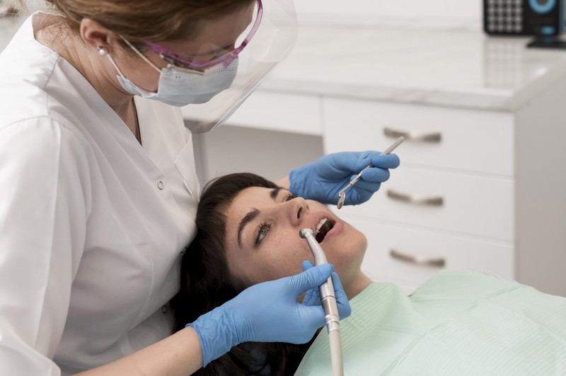 How To Choose A Family Dentist With Good Reviews